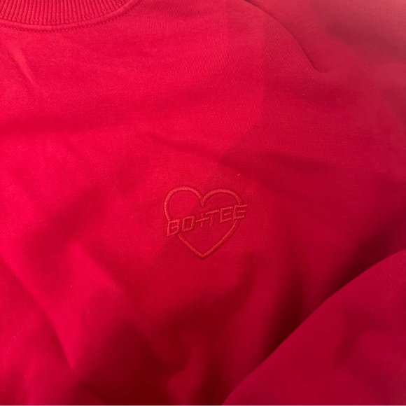 Bo+Tee red cropped sweatshirt - Picture 2 of 4